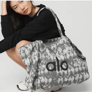 ALO Tote